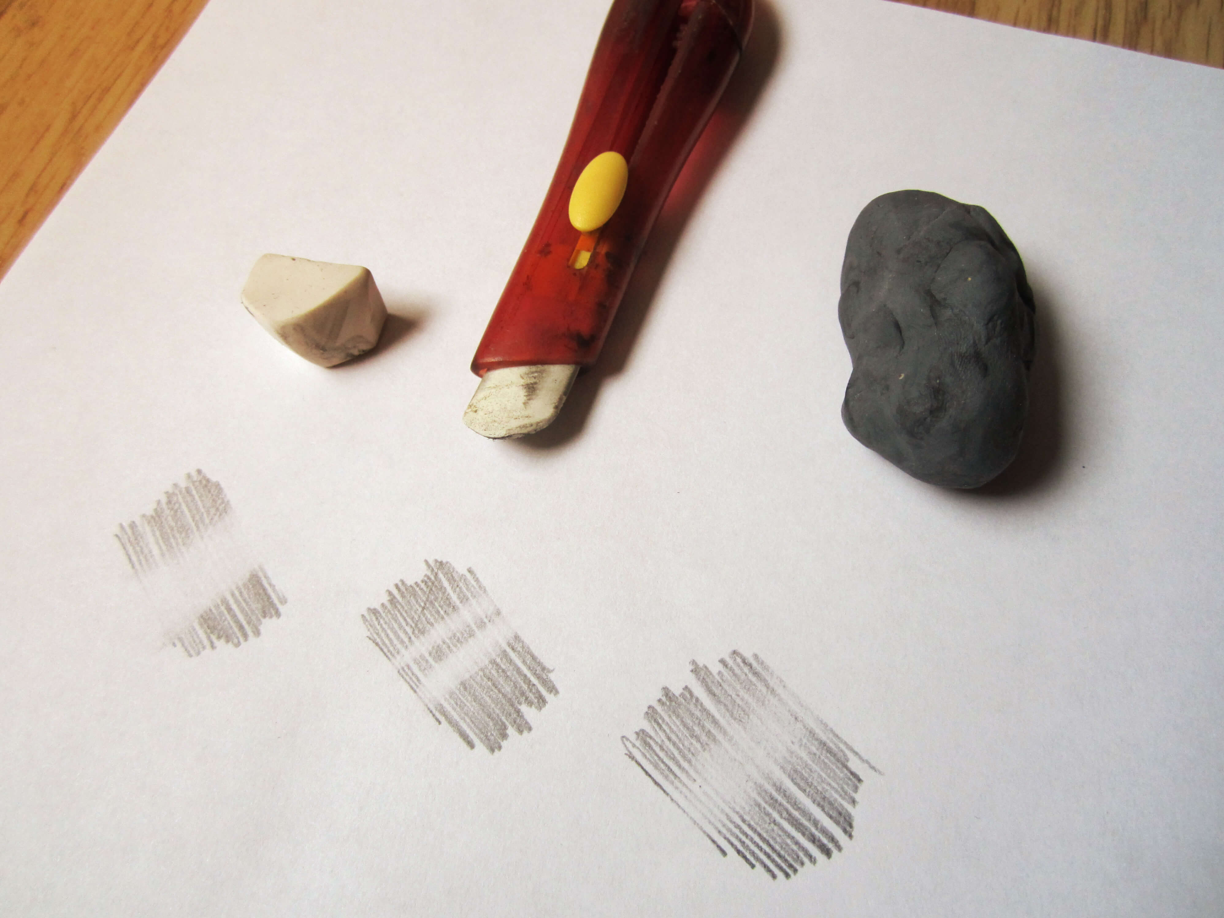 Les différentes gommes utilisées en dessin