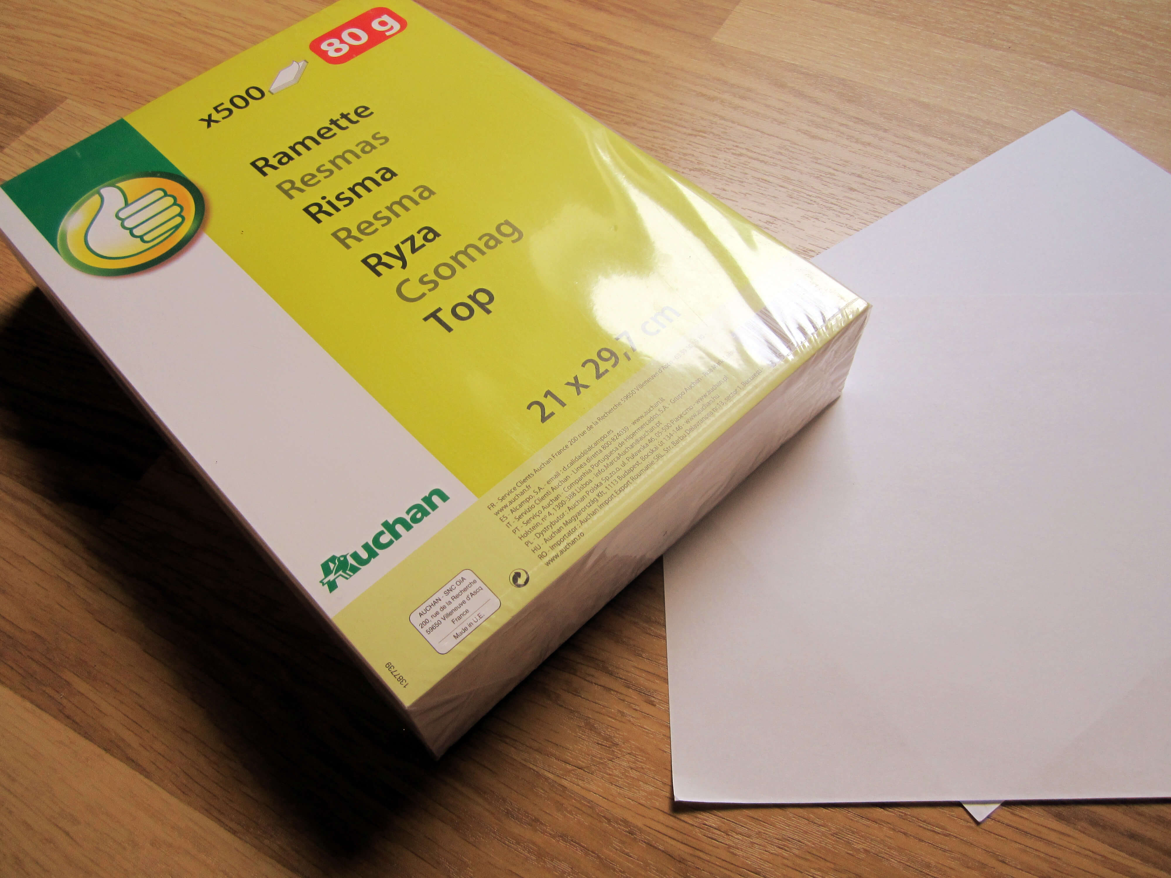 Papier blanc pour crayon et style